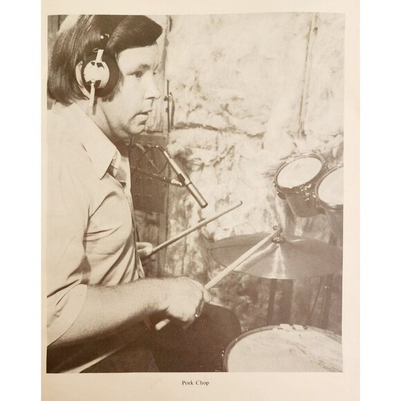 1975 Conway Twitty SIGNED Tour Booklet Mickey Gilley 4 Autographs w/ Poster DWR5 - Picture 9 of 9